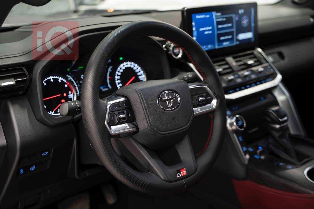 تويوتا لاندكروزر